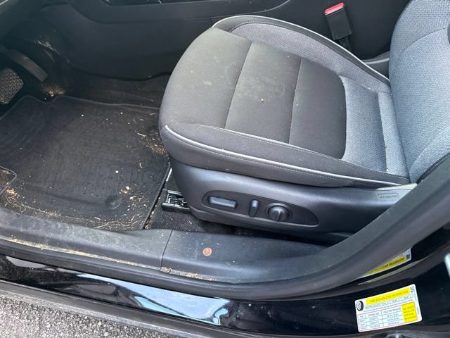 Used 2025 Chevrolet TrailBlazer LT w/ Convenience Package FWD image 9
