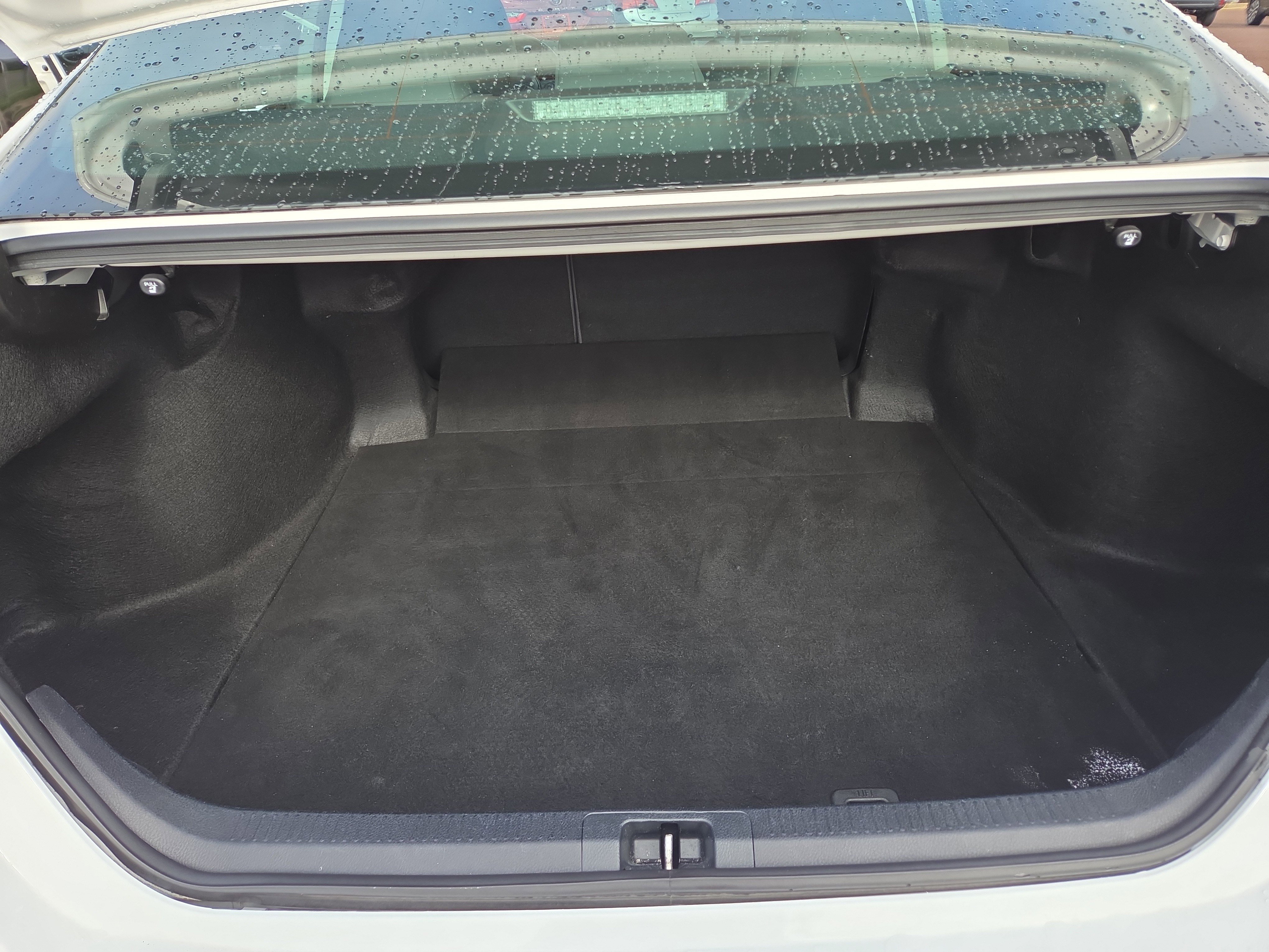 Certified 2021 Toyota Camry SE image 37