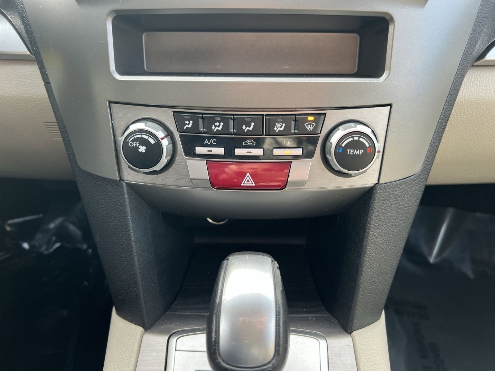 Used 2014 Subaru Outback 2.5i Premium w/ Moonroof Package image 19