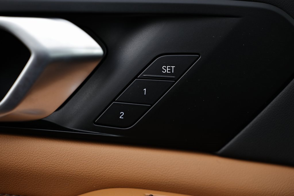 New 2026 BMW X5 xDrive40i w/ M Sport Package image 16