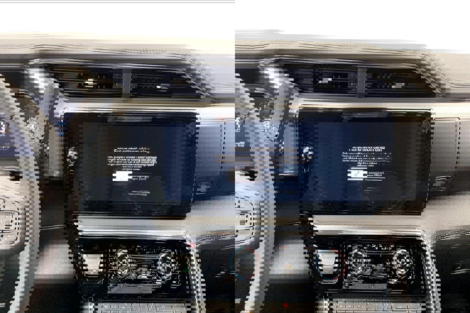 New 2026 GMC Sierra 2500 Denali w/ Denali Reserve Package image 7