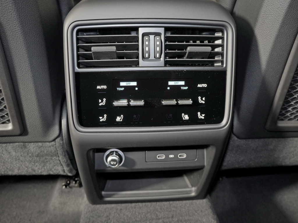 New 2026 Porsche Cayenne AWD/4WD image 35