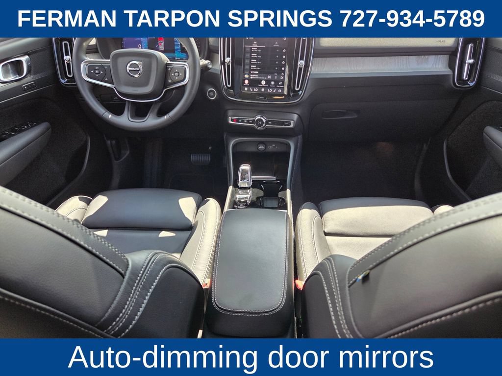 Certified 2024 Volvo XC40 B5 Plus AWD/4WD image 17