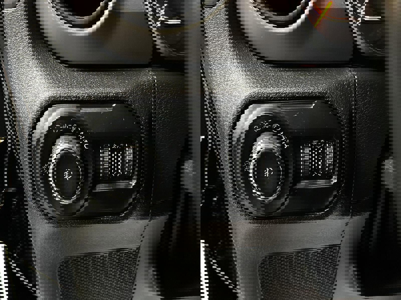 Used 2020 Jeep Wrangler Sport S image 15