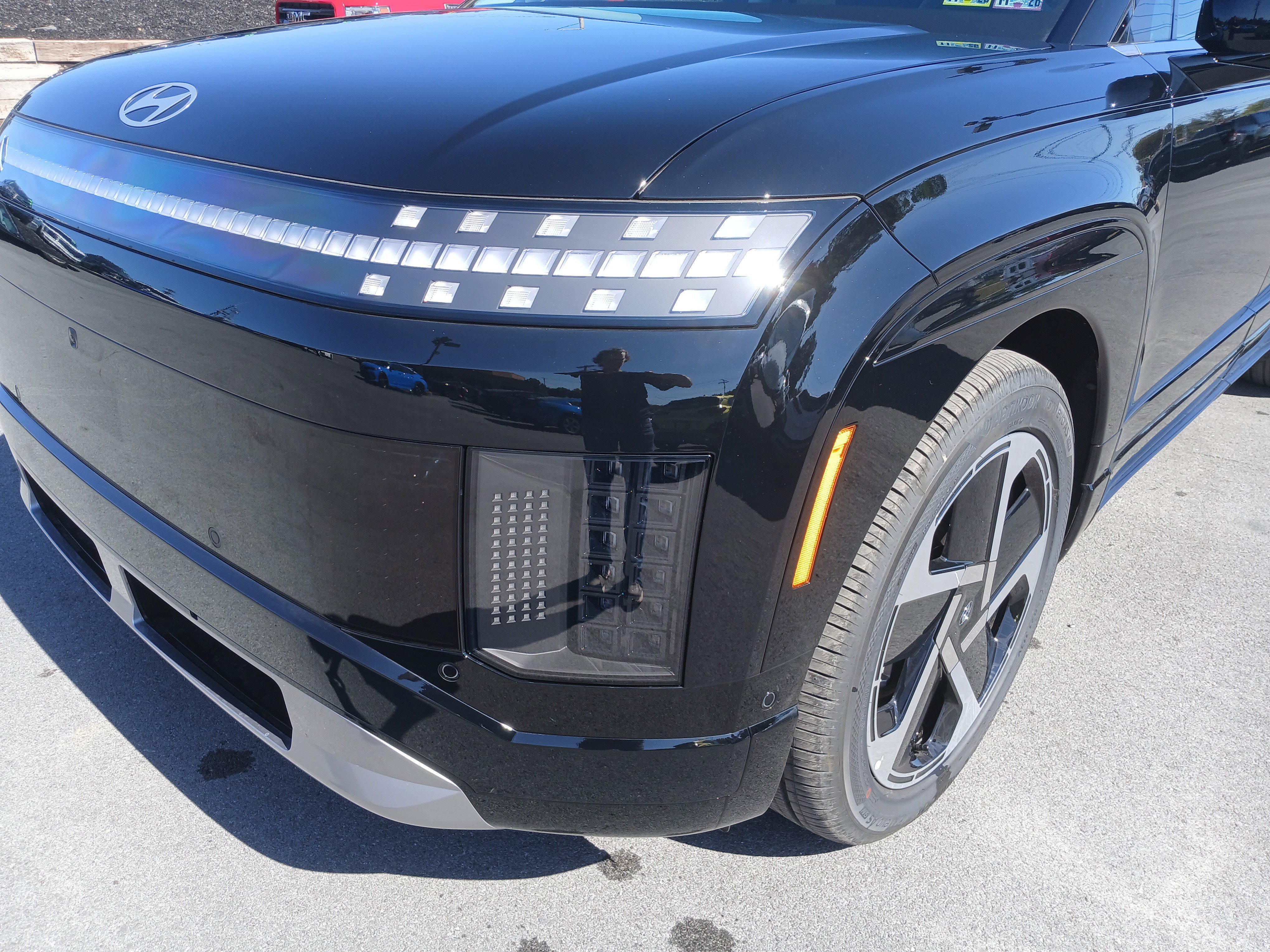 New 2026 Hyundai Ioniq 9 Limited image 10