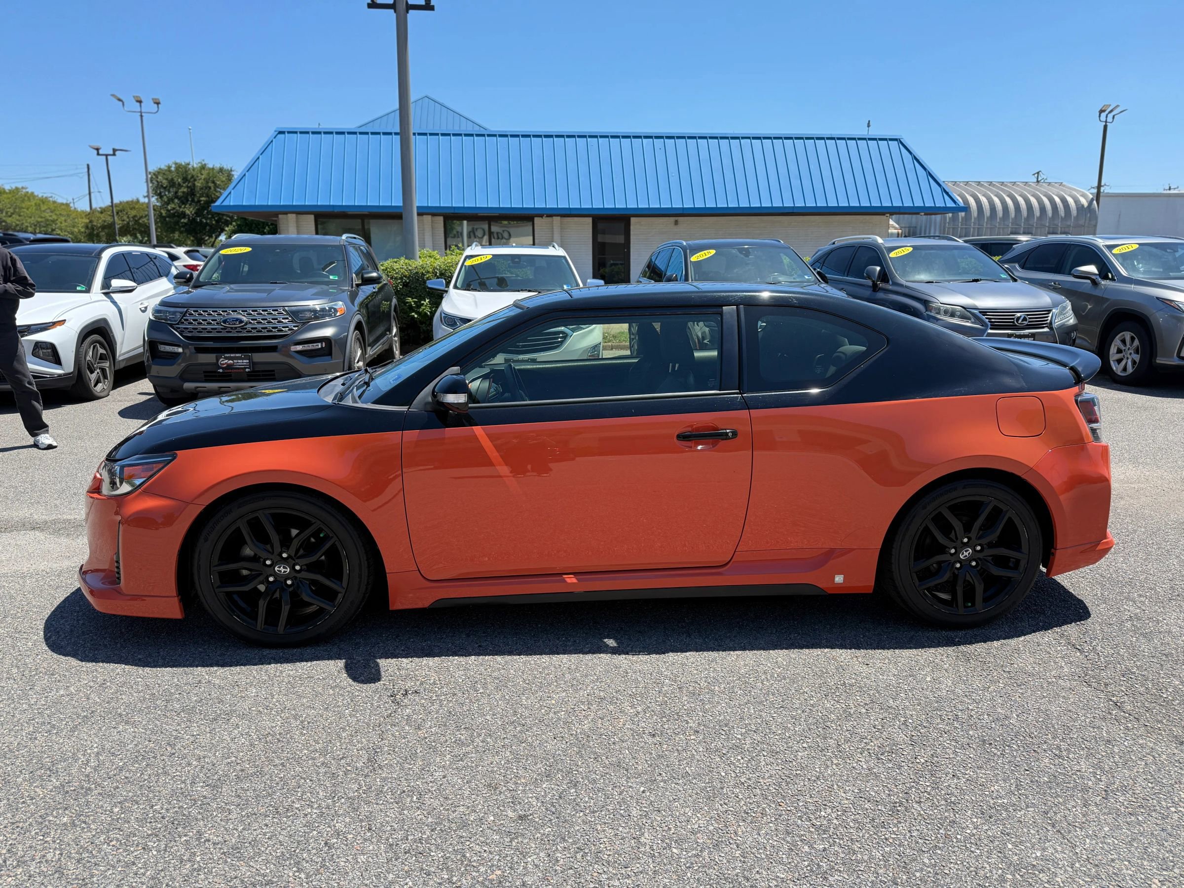 Used 2015 Scion tC FWD image 3