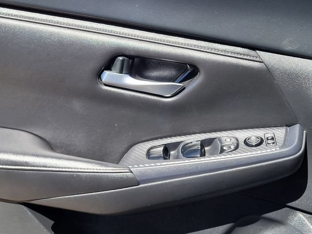 Certified 2023 Nissan Sentra SV w/ All-Weather Package FWD image 15
