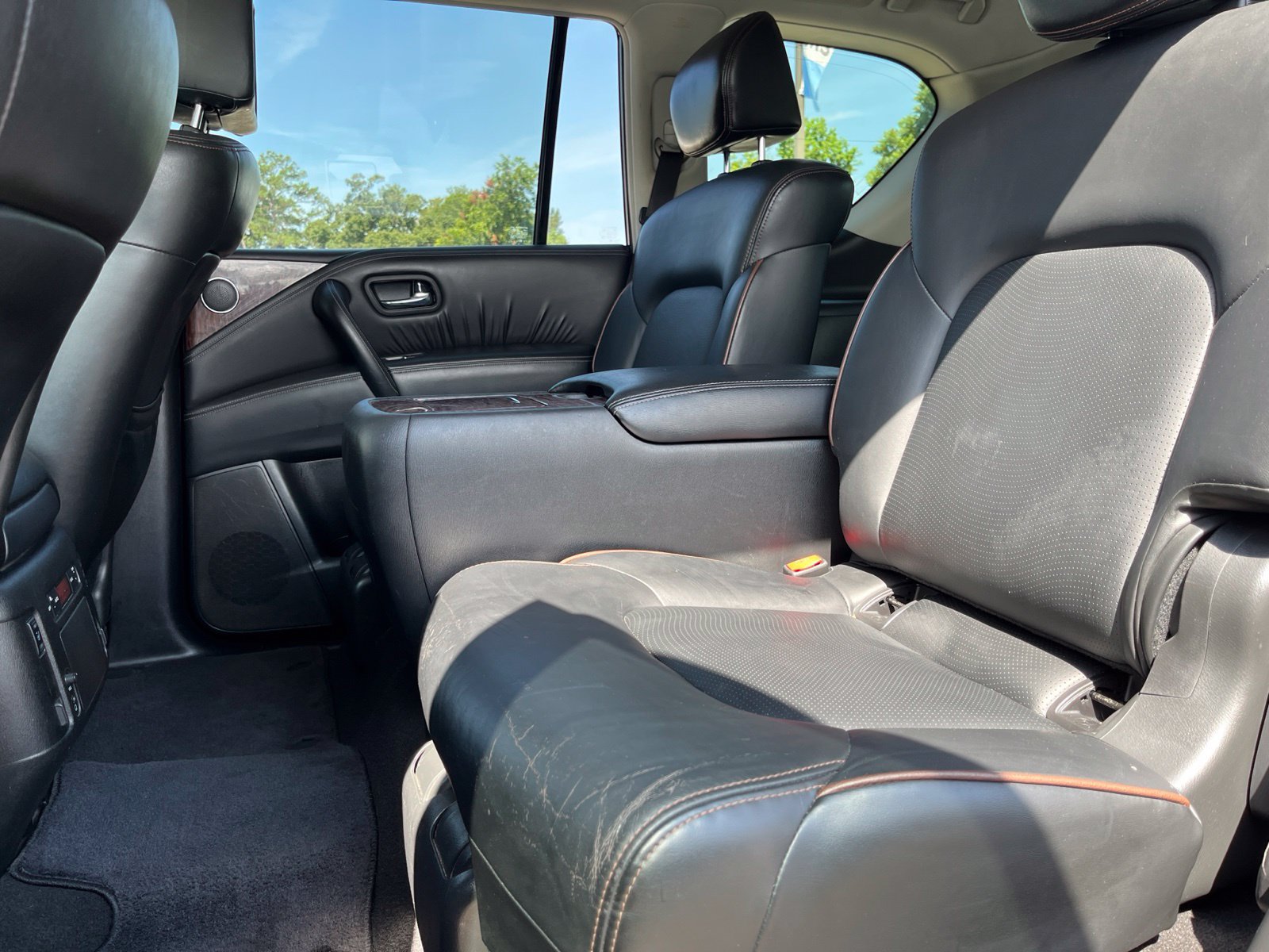 Used 2019 Nissan Armada Platinum w/ Captain's Chairs Package RWD image 12