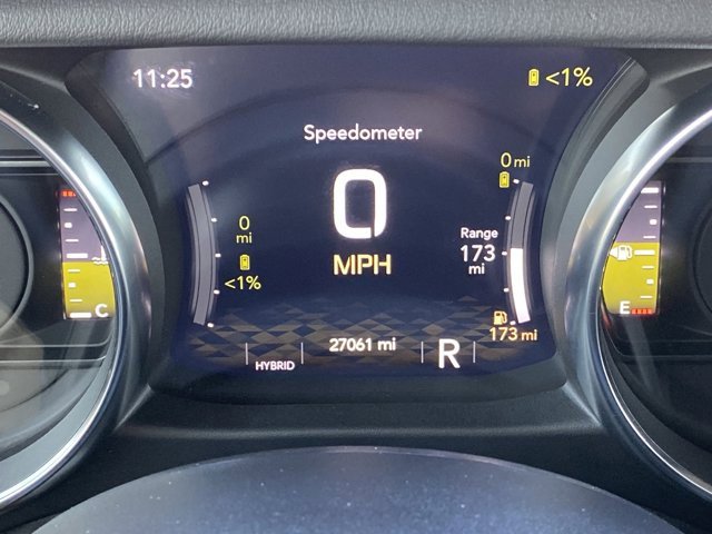 Used 2022 Jeep Wrangler Unlimited Sahara w/ Cold Weather Group image 17