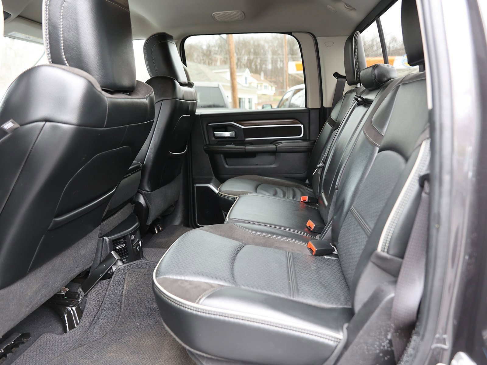 Used 2024 RAM 2500 Laramie w/ Safety Group image 24