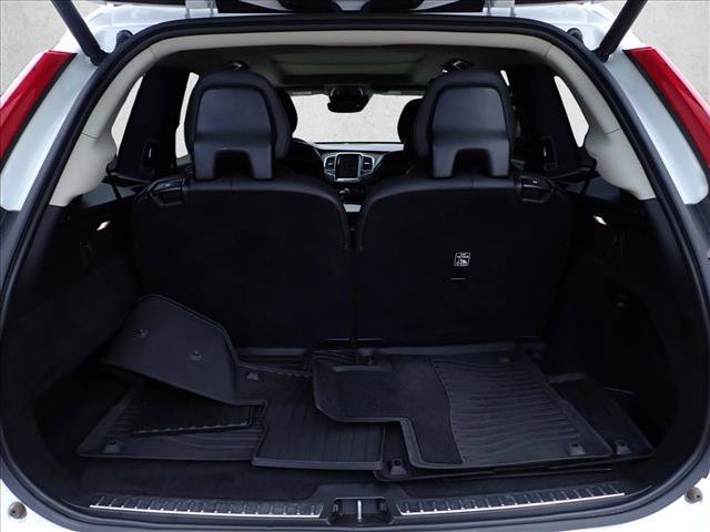 Used 2020 Volvo XC90 T6 Momentum w/ Protection Package Premier AWD/4WD image 8