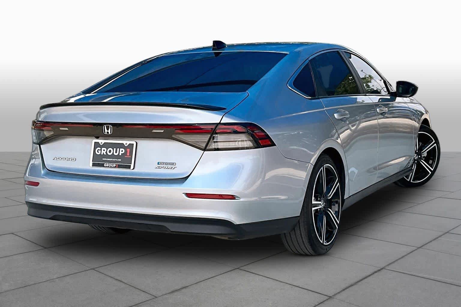 Used 2025 Honda Accord Sport image 13