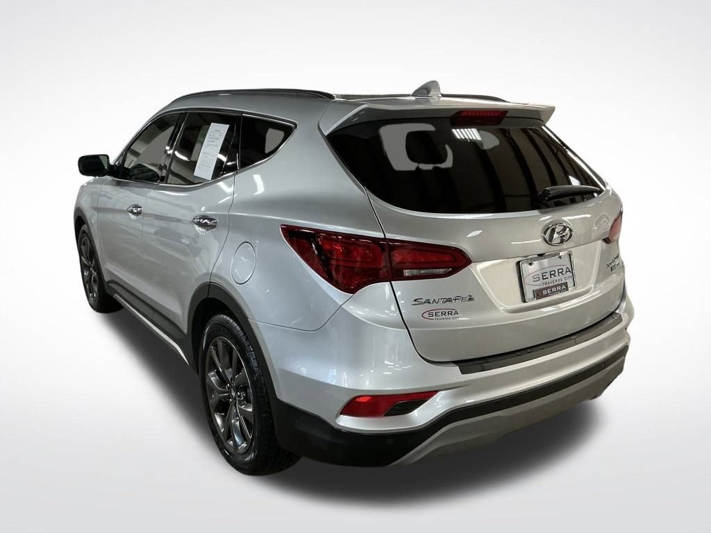 Used 2018 Hyundai Santa Fe Sport w/ Cargo Package image 3
