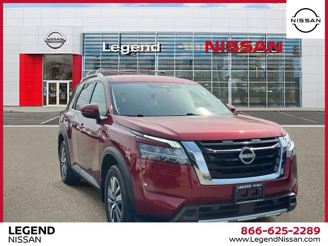 Used 2023 Nissan Pathfinder SL