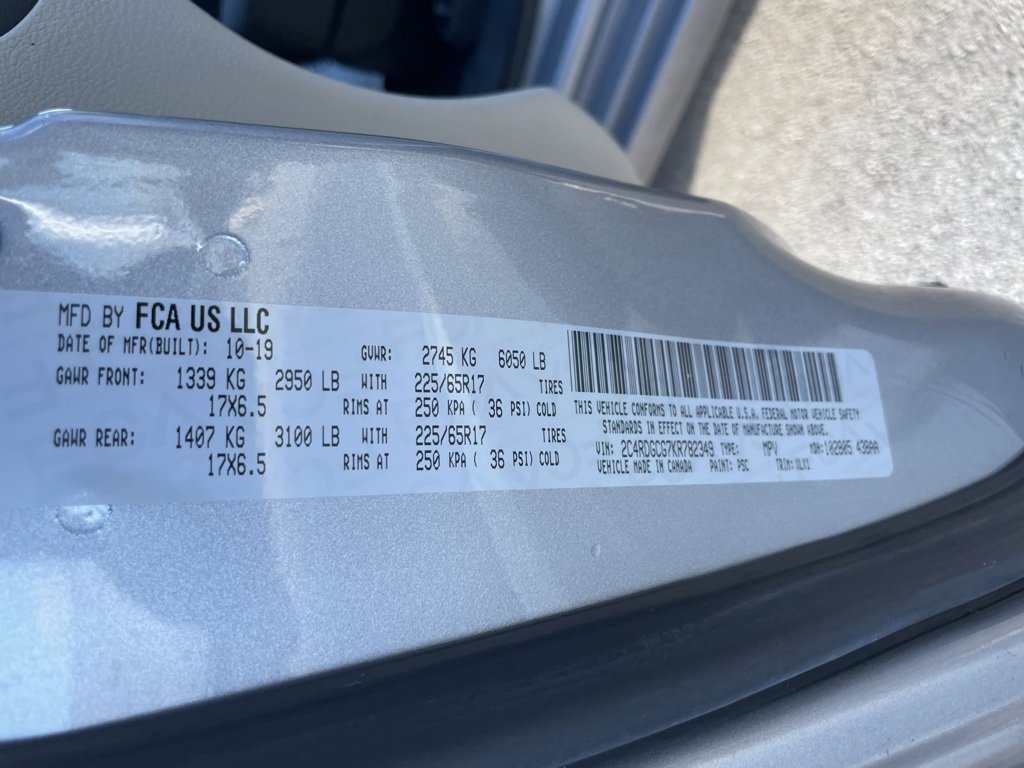 Used 2019 Dodge Grand Caravan SXT image 32