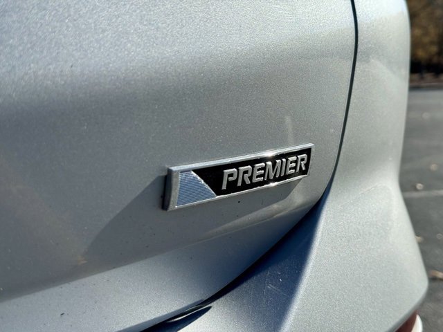 Used 2018 Chevrolet Equinox Premier image 15