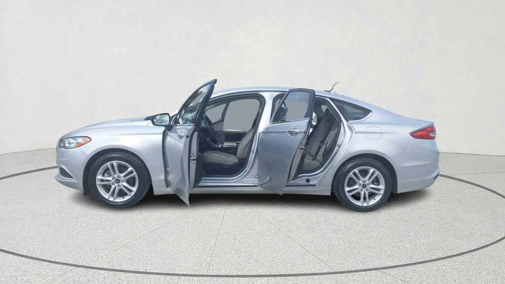 Used 2018 Ford Fusion S FWD image 11