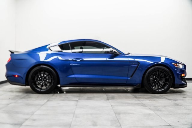 Used 2017 Ford Mustang Shelby GT350 image 10
