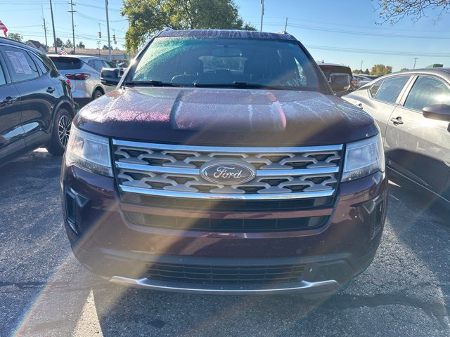 Used 2018 Ford Explorer XLT w/ Equipment Group 202A AWD/4WD image 6