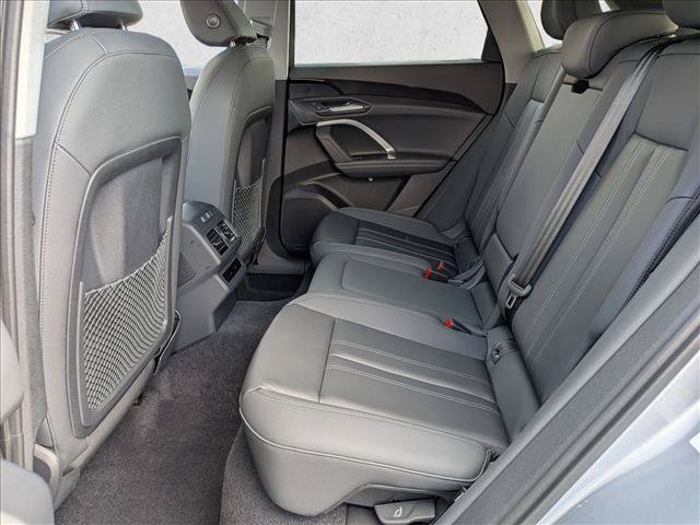 Used 2025 Audi Q5 Premium w/ Convenience Package AWD/4WD image 22