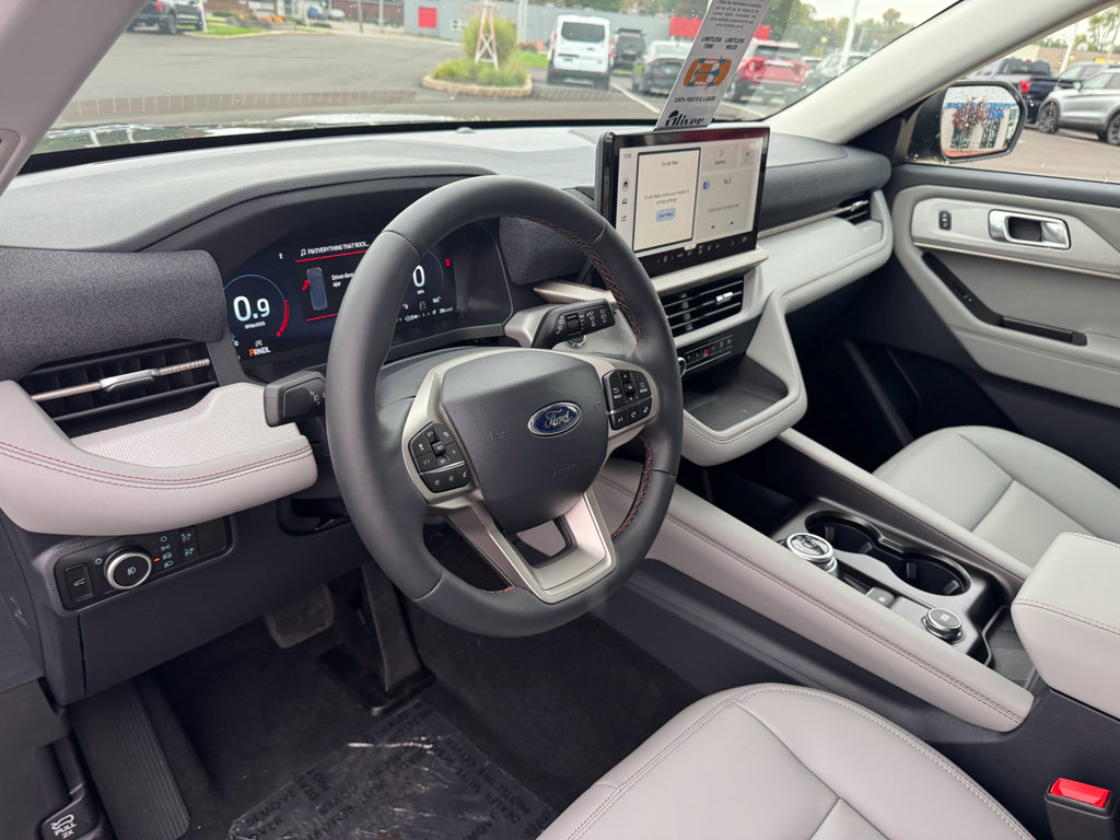 New 2026 Ford Explorer Active image 26