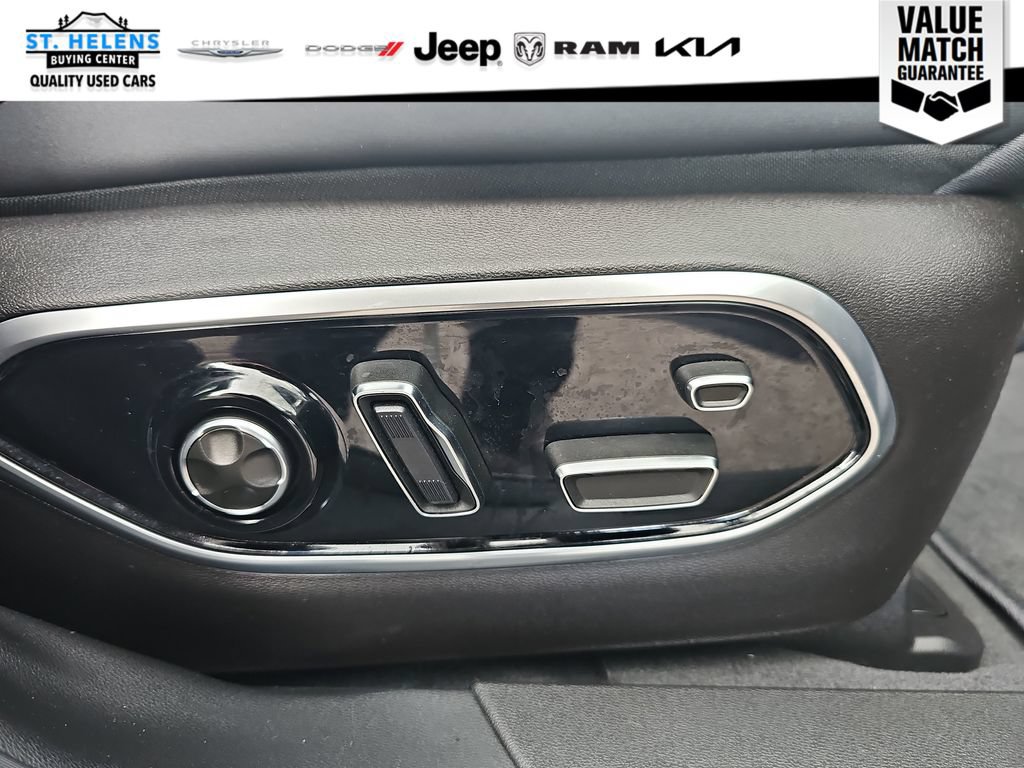 Used 2024 Jeep Wagoneer Limited AWD/4WD image 23