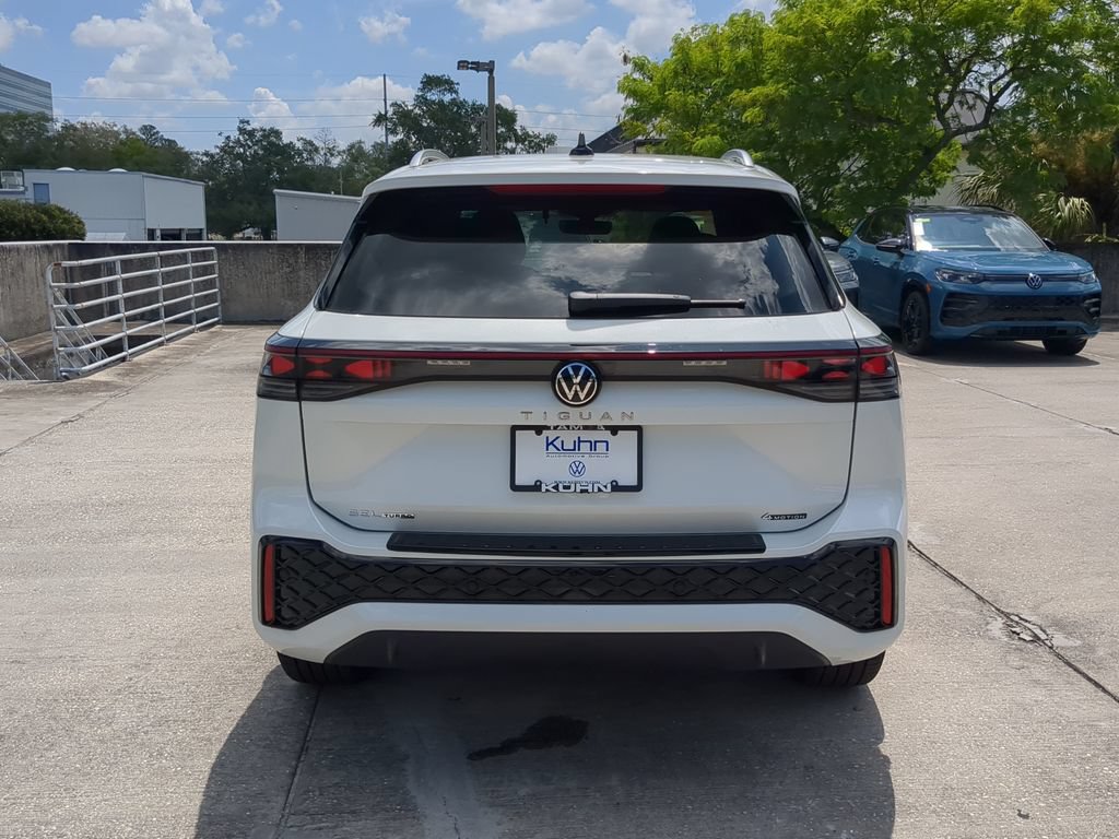 New 2026 Volkswagen Tiguan SEL R-Line AWD/4WD image 4