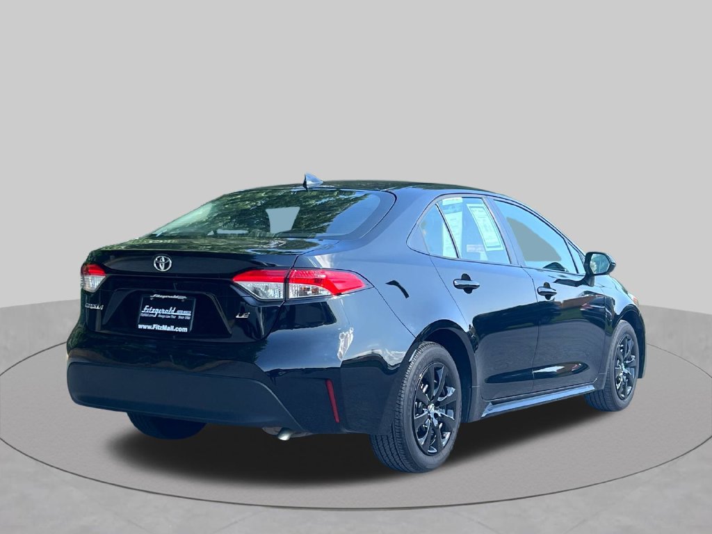 Used 2025 Toyota Corolla LE FWD image 8