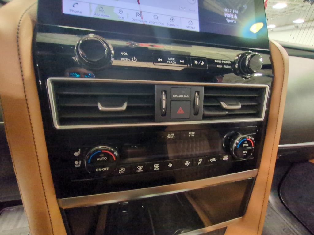 Used 2024 INFINITI QX80 Sensory w/ Cargo Package image 17