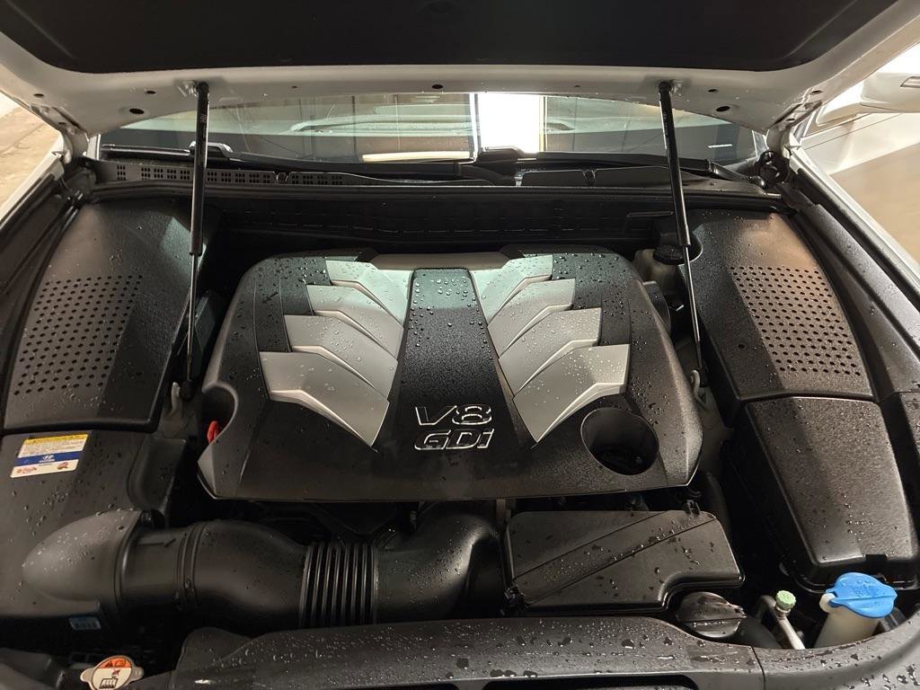 Used 2012 Hyundai Equus Signature image 32