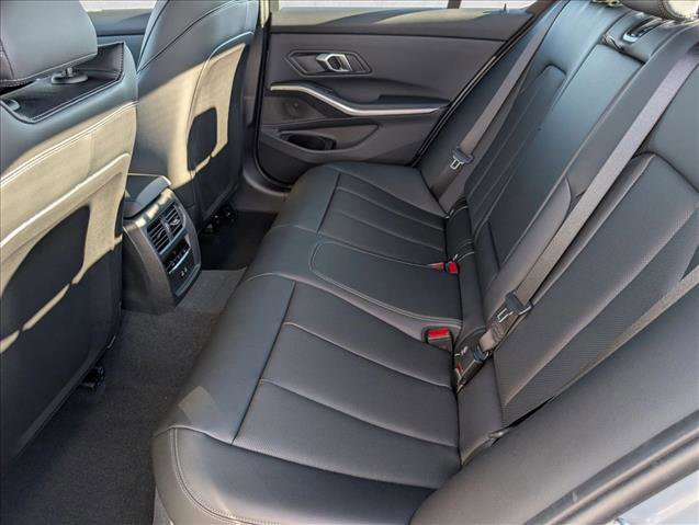 New 2026 BMW 330i Sedan w/ M Sport Package image 15