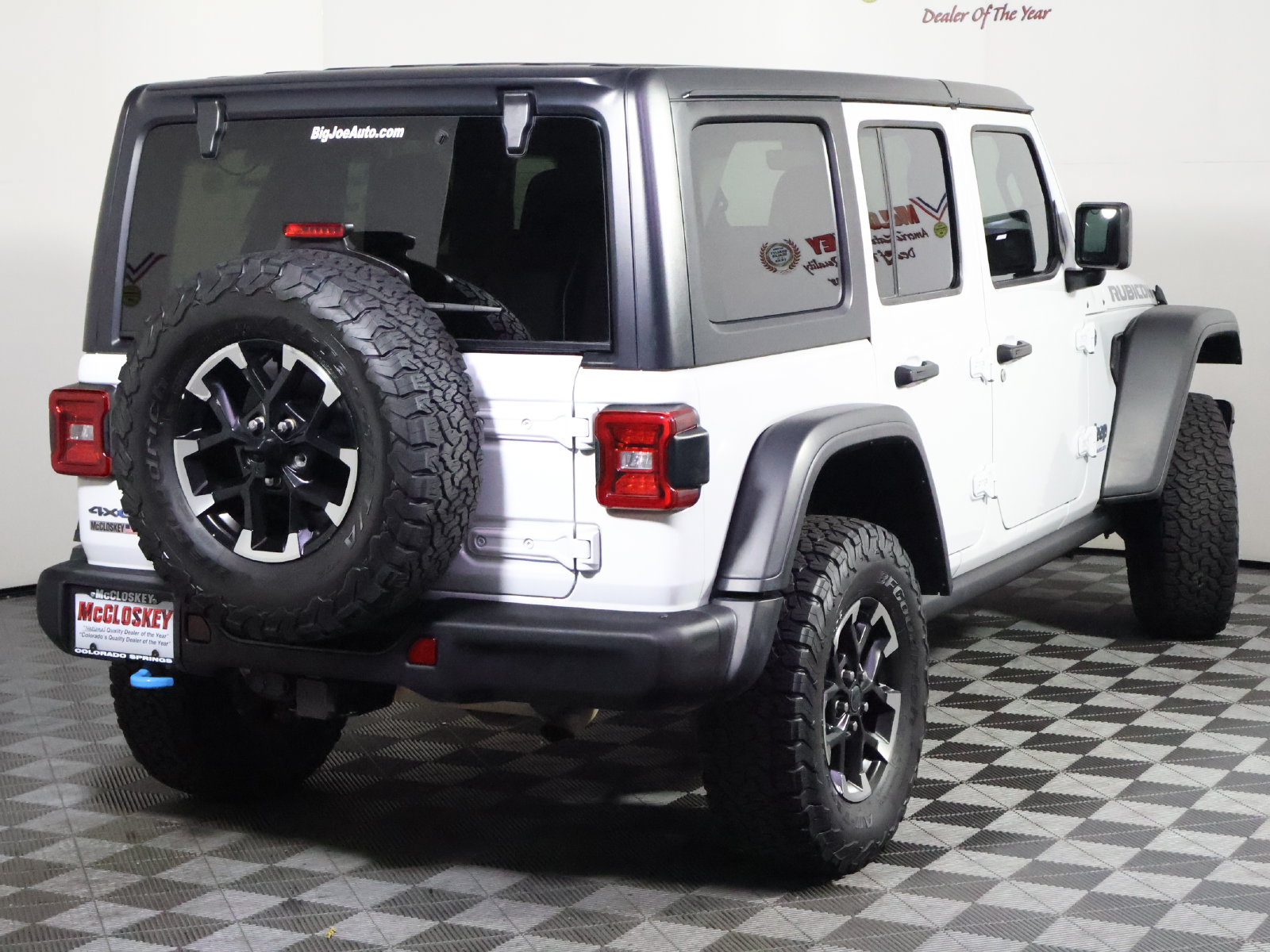 Used 2024 Jeep Wrangler Unlimited Rubicon 4xe w/ Capability Package AWD/4WD image 5