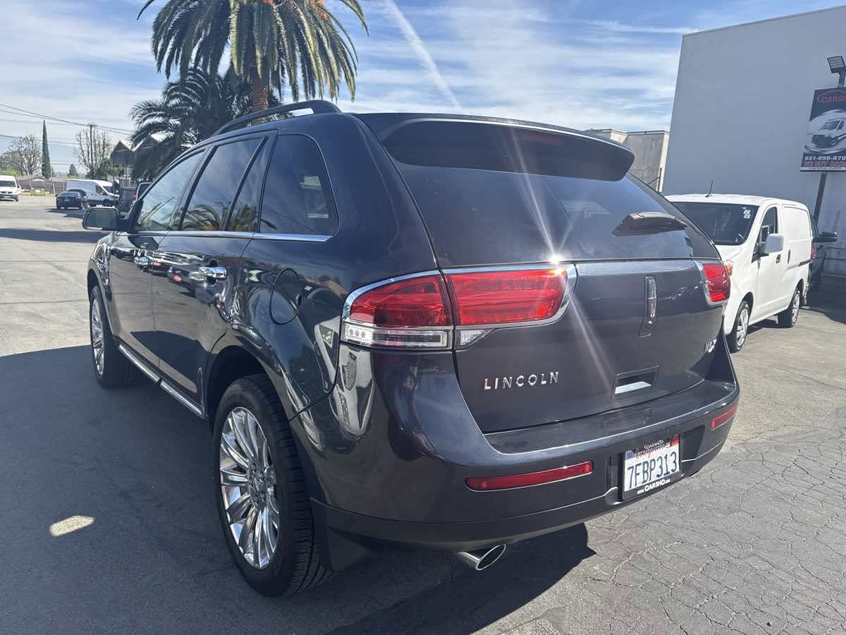 Used 2014 Lincoln MKX w/ Equipment Group 101A image 18