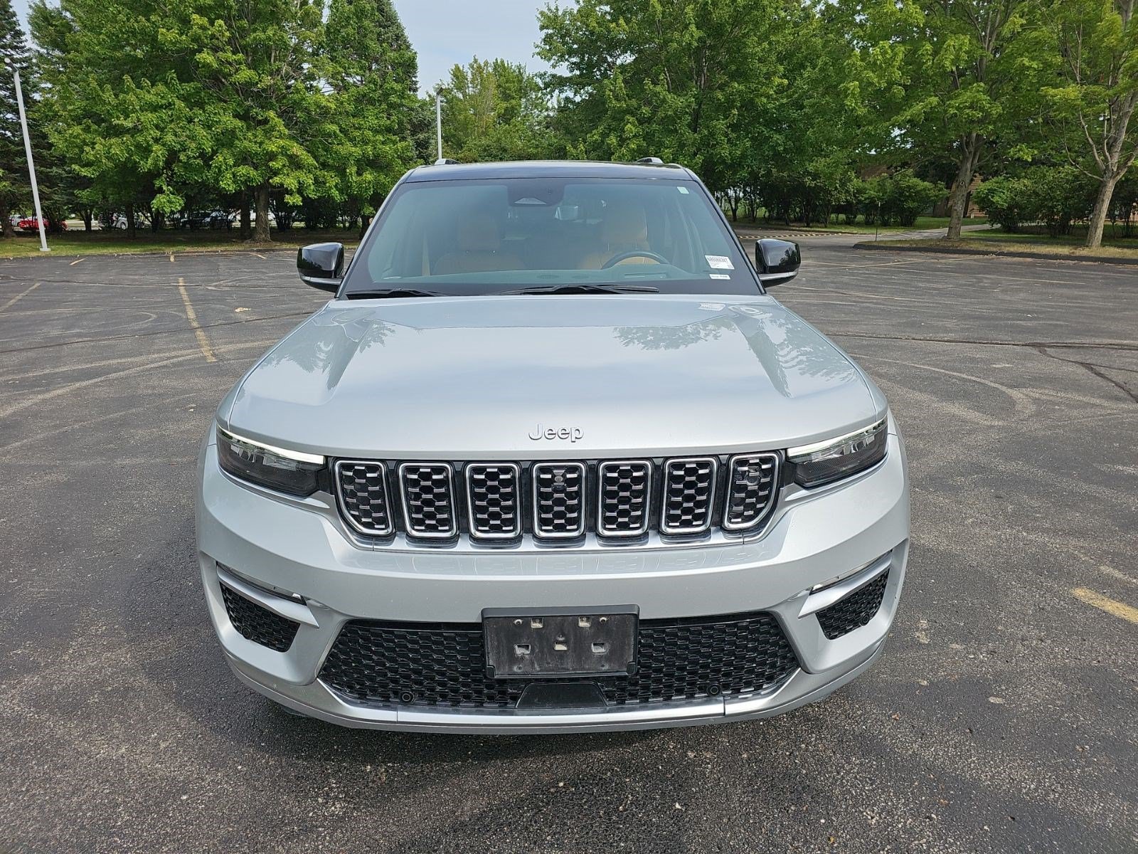 Used 2022 Jeep Grand Cherokee Summit w/ Adv Protech Group IV AWD/4WD image 9