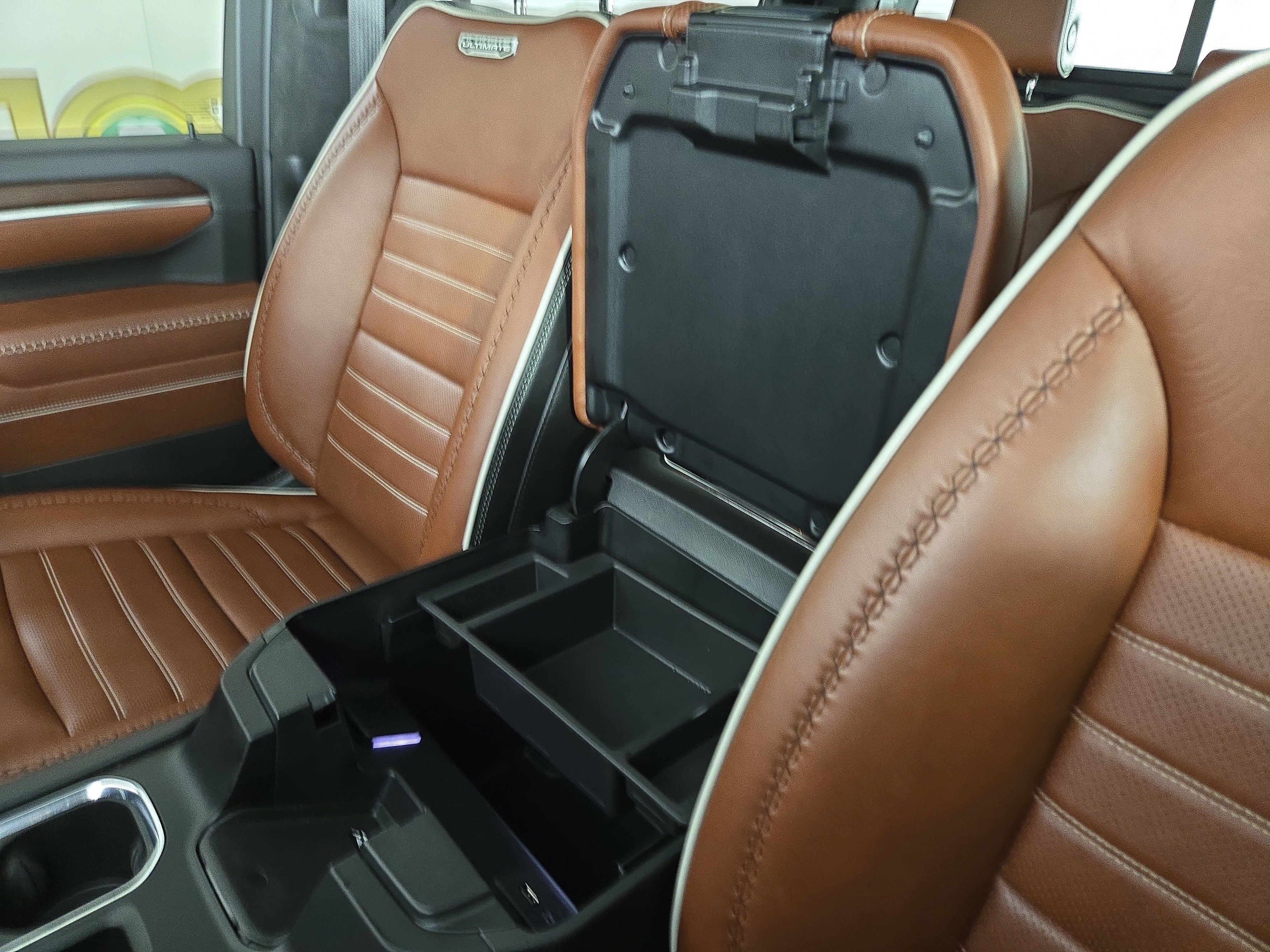 Used 2024 GMC Sierra 2500 Denali Ultimate image 29