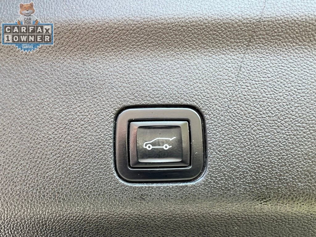 Used 2022 Chevrolet Tahoe LT w/ Luxury Package AWD/4WD image 31