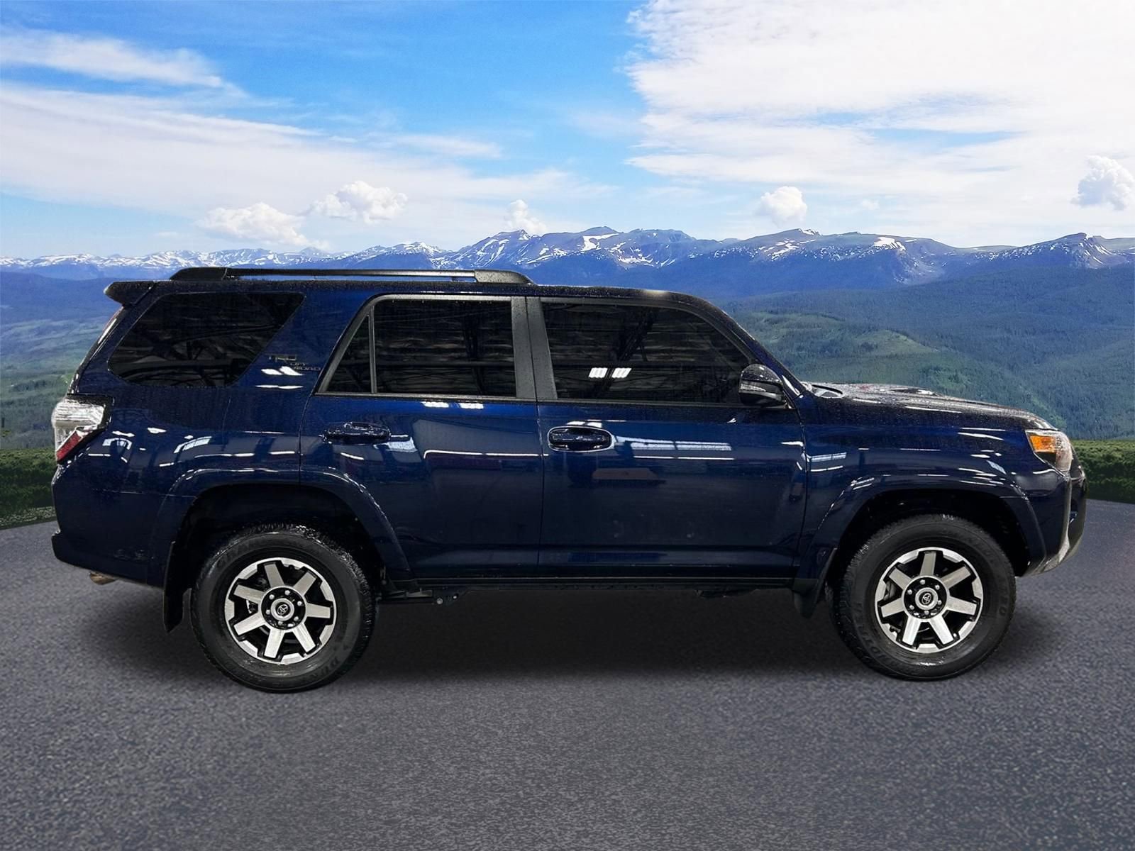 Used 2024 Toyota 4Runner TRD Off-Road Premium w/ Moonroof Package AWD/4WD image 7