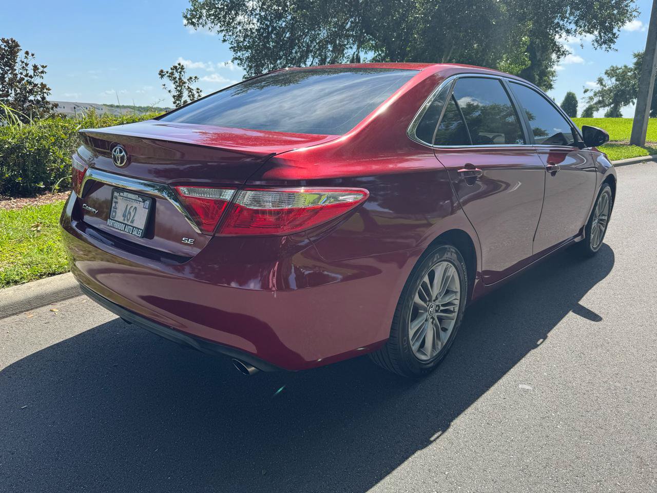 Used 2016 Toyota Camry SE FWD image 36