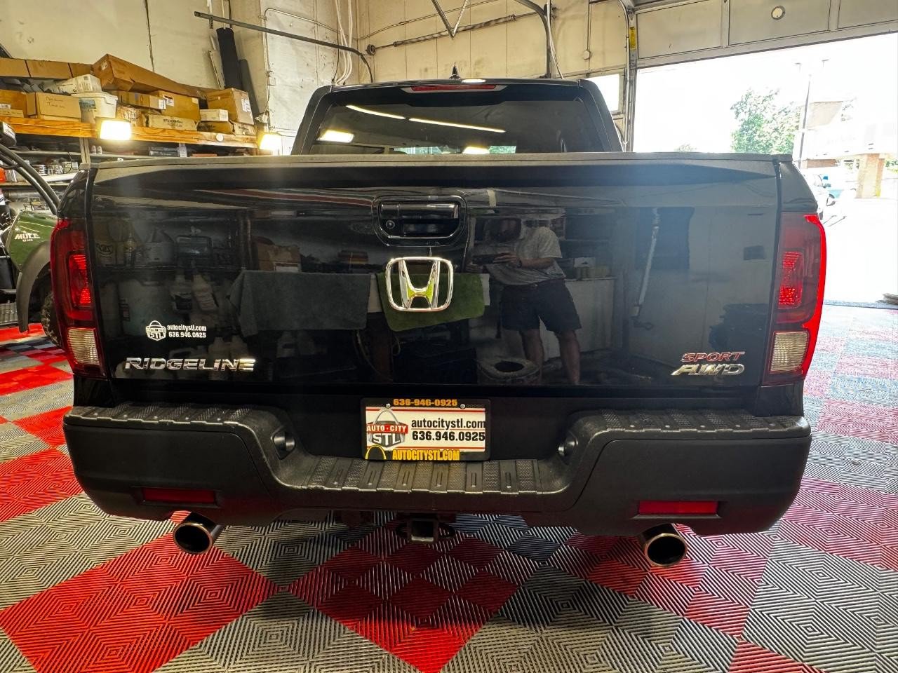 Used 2023 Honda Ridgeline Sport image 6