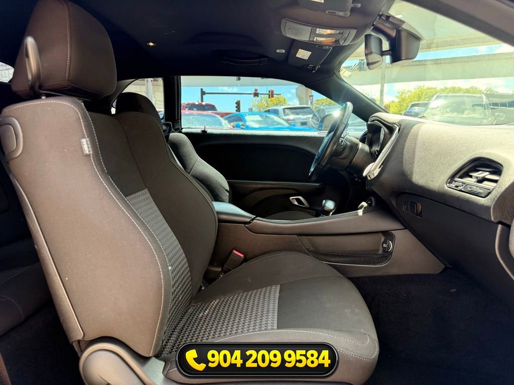 Used 2021 Dodge Challenger R/T w/ Blacktop Package image 33