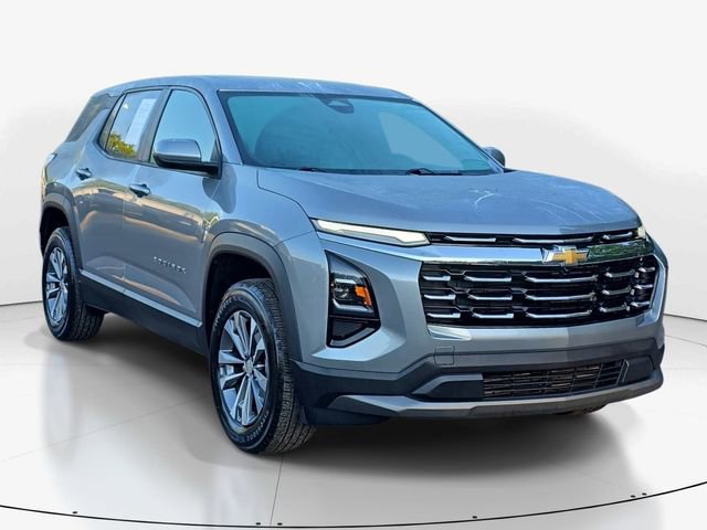 Used 2025 Chevrolet Equinox LT FWD image 3