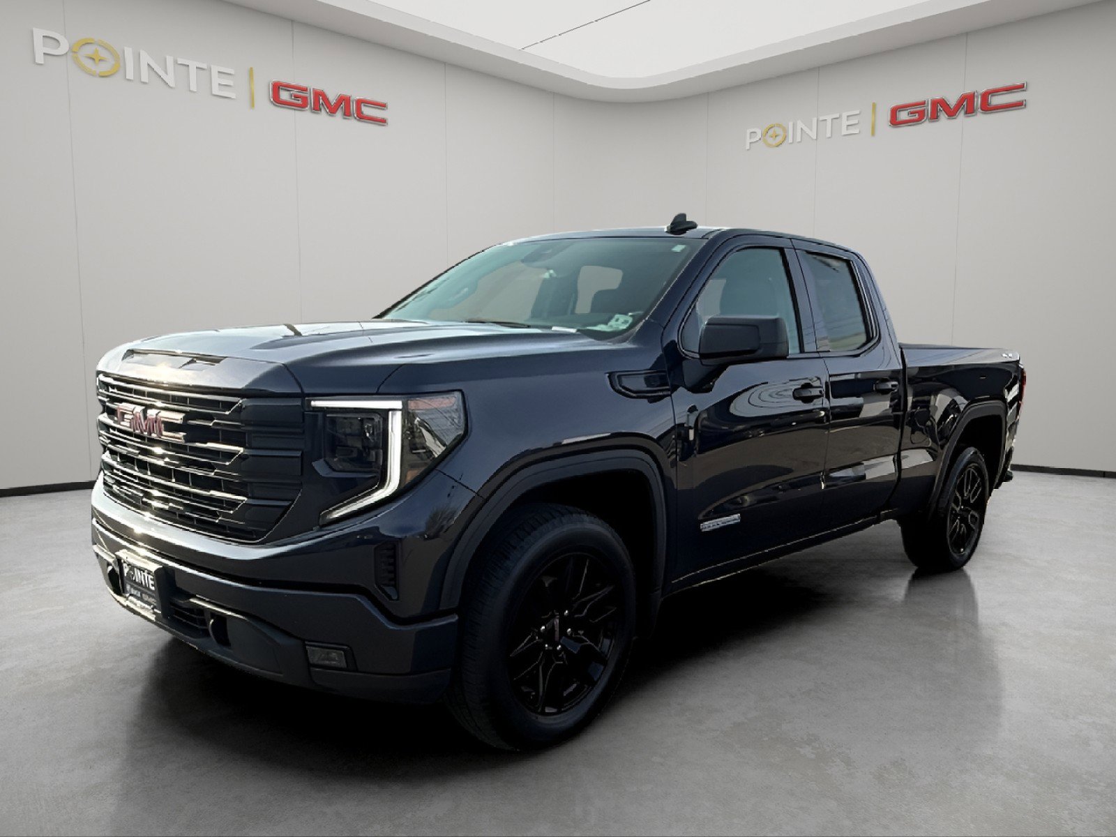 Used 2023 GMC Sierra 1500 Elevation image 7