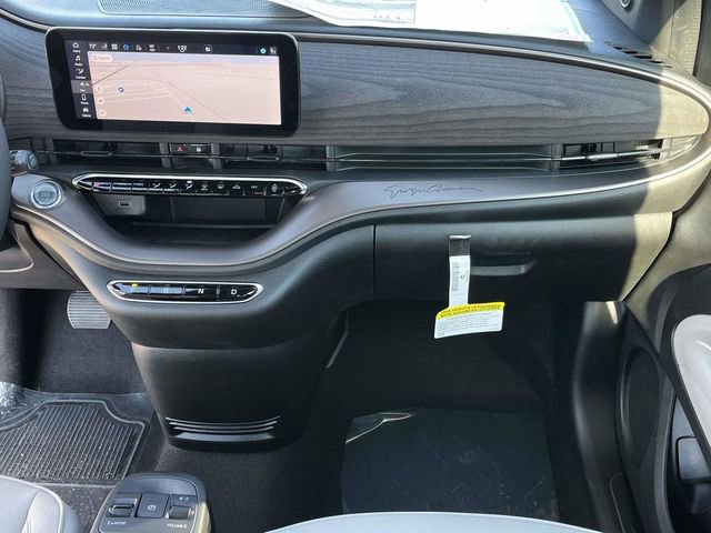 New 2025 FIAT 500 e image 16