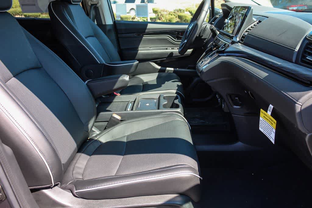 New 2027 Honda Odyssey Elite image 17