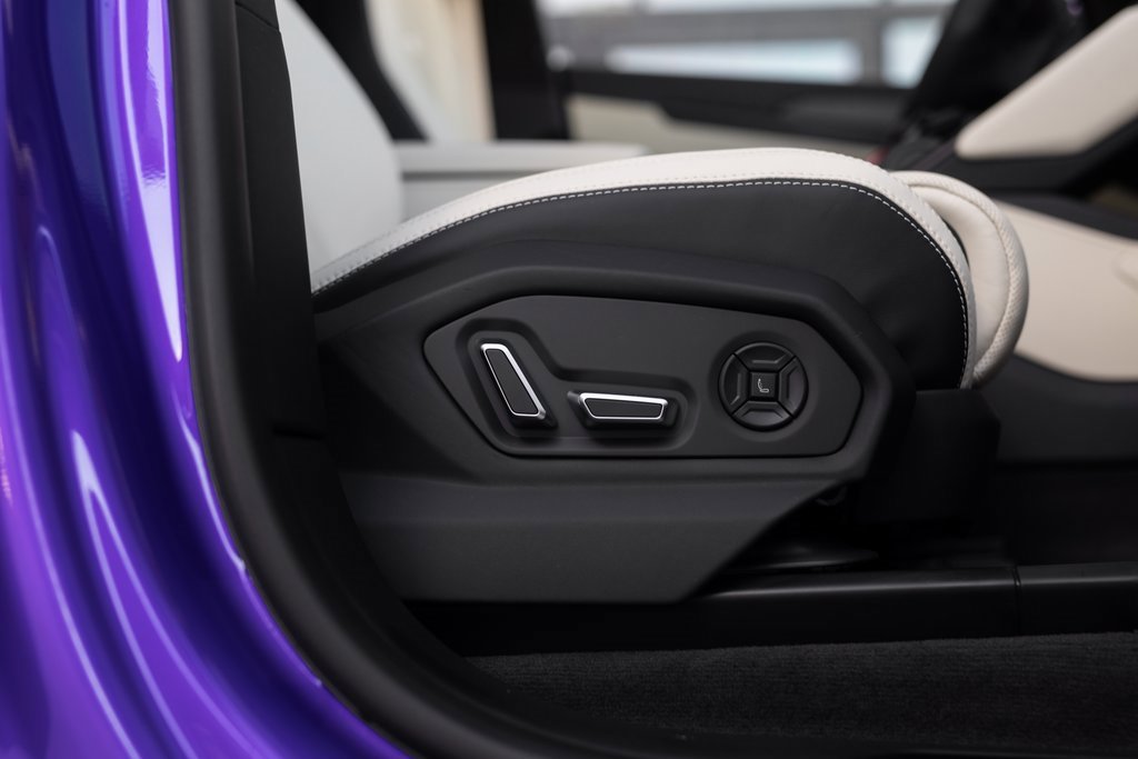 Used 2024 Lamborghini Urus S image 17