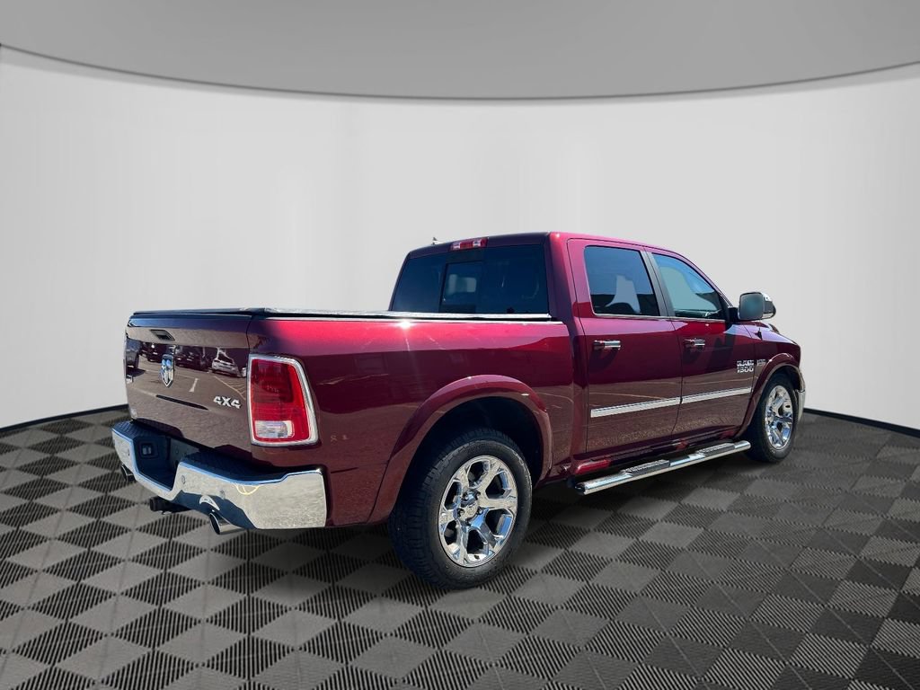 Used 2017 RAM 1500 Laramie AWD/4WD image 5