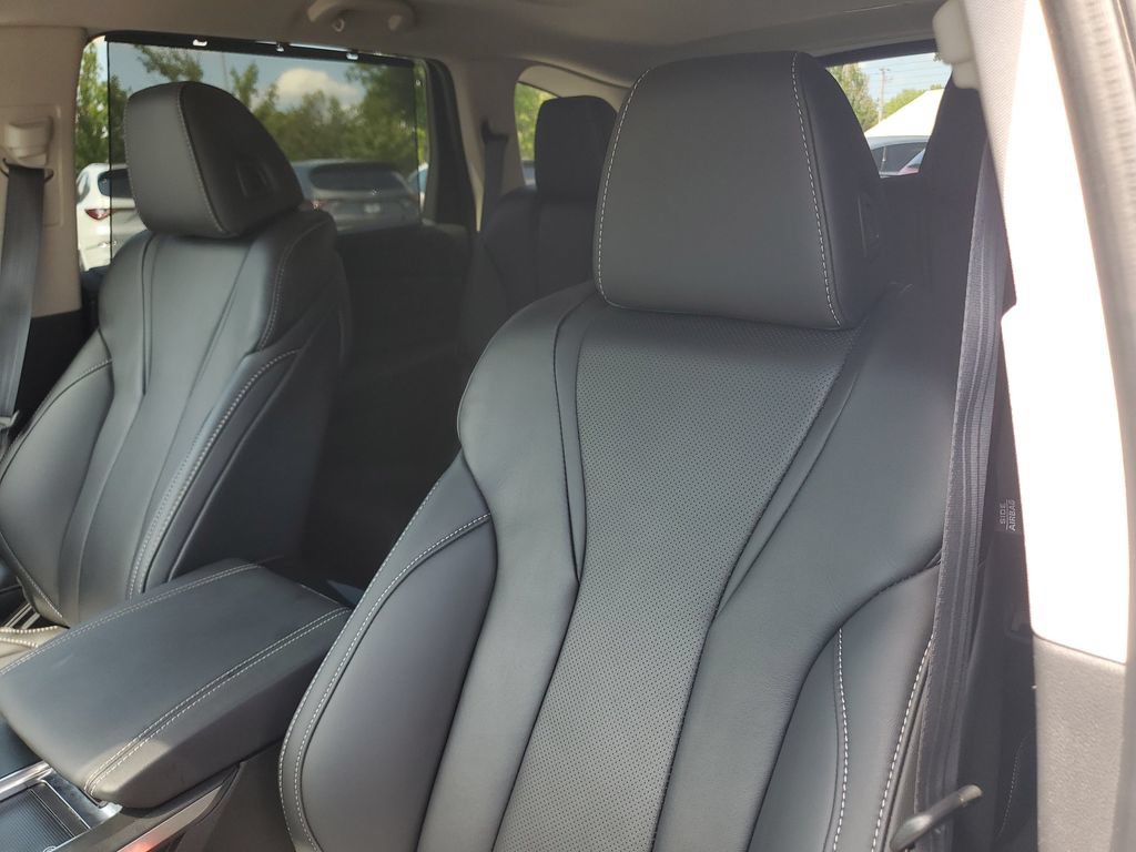 Certified 2024 Acura MDX w/ Technology Package FWD image 18