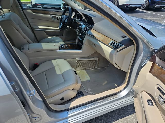 Certified 2016 Mercedes-Benz E 350 Sedan image 44