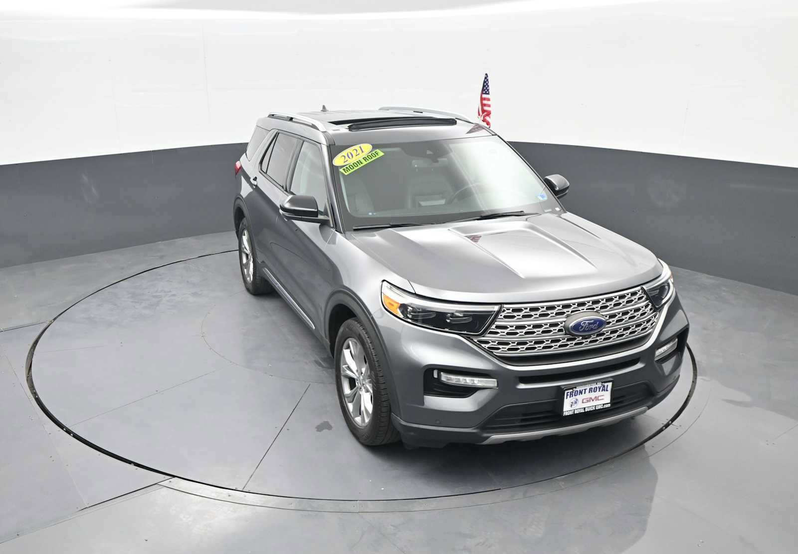 Used 2021 Ford Explorer Limited w/ Equipment Group 301A AWD/4WD image 35