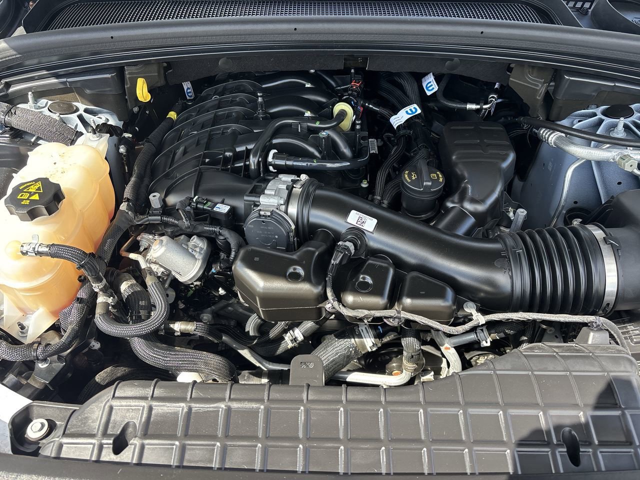 Used 2025 Jeep Grand Cherokee Altitude image 11